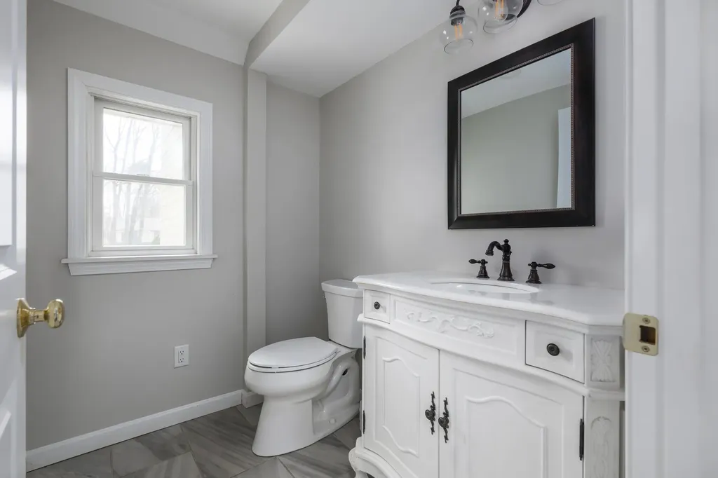 8 Mousam Ridge Road Kennebunk ME 04043