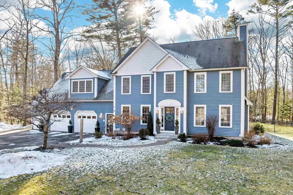 2 Hemlock Way Durham NH 03824