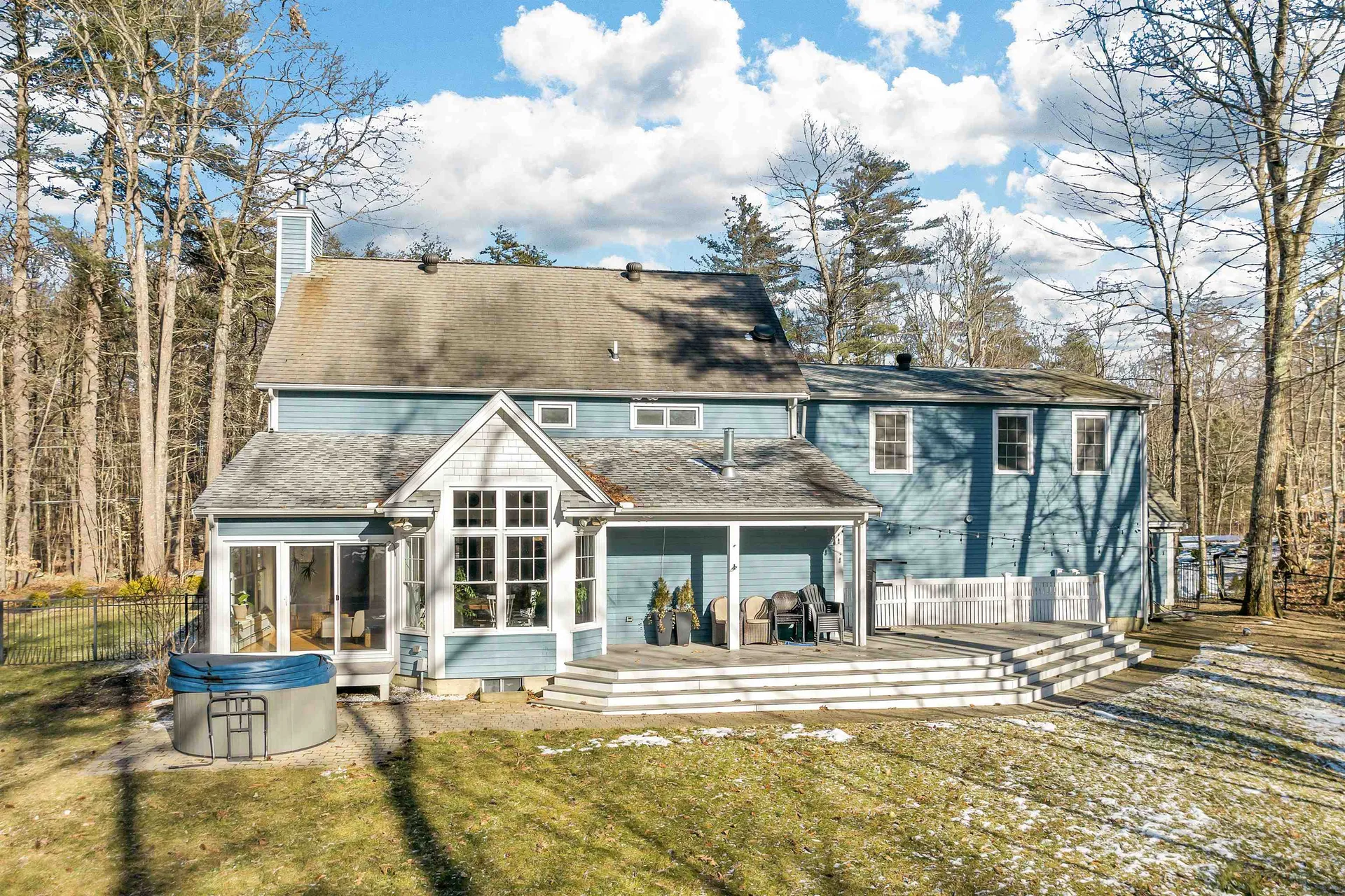 2 Hemlock Way Durham NH 03824