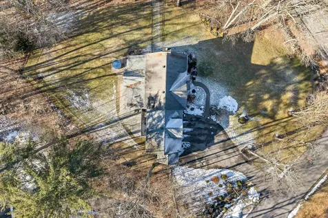 2 Hemlock Way Durham NH 03824