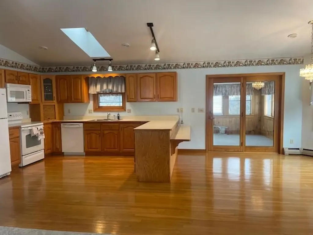 60 Poplar Street Berlin NH 03570