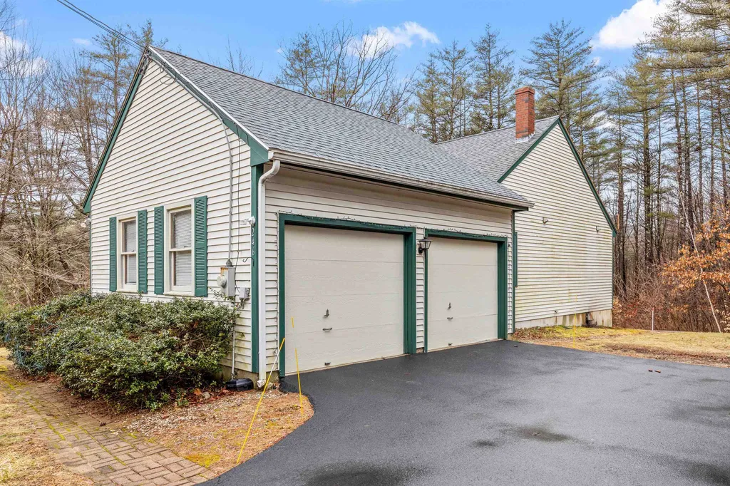 246 Church Road Pembroke NH 03275