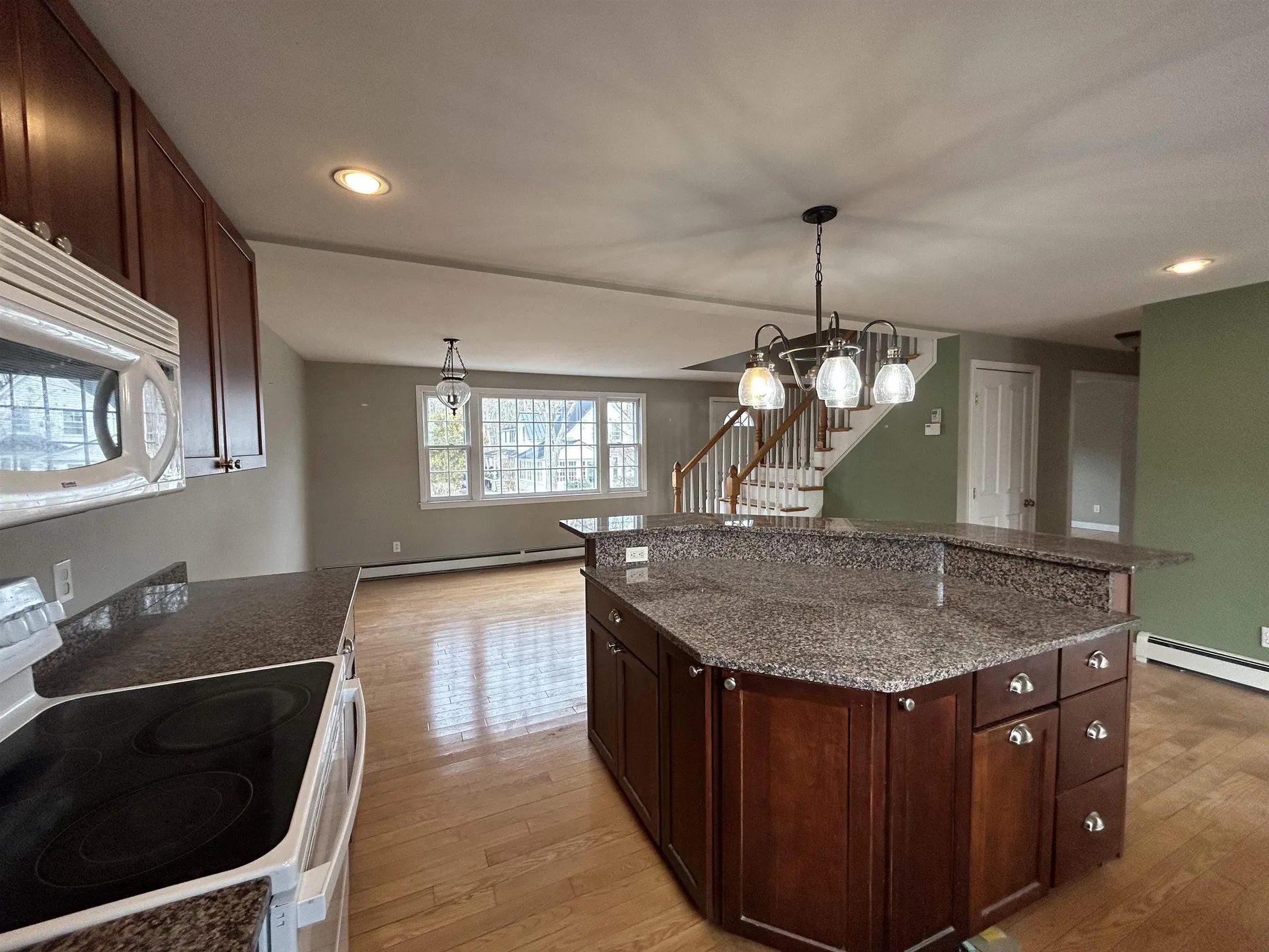 20 Forest Street Exeter NH 03833