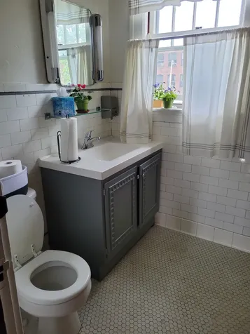 93 Roxbury Street Keene NH 03431