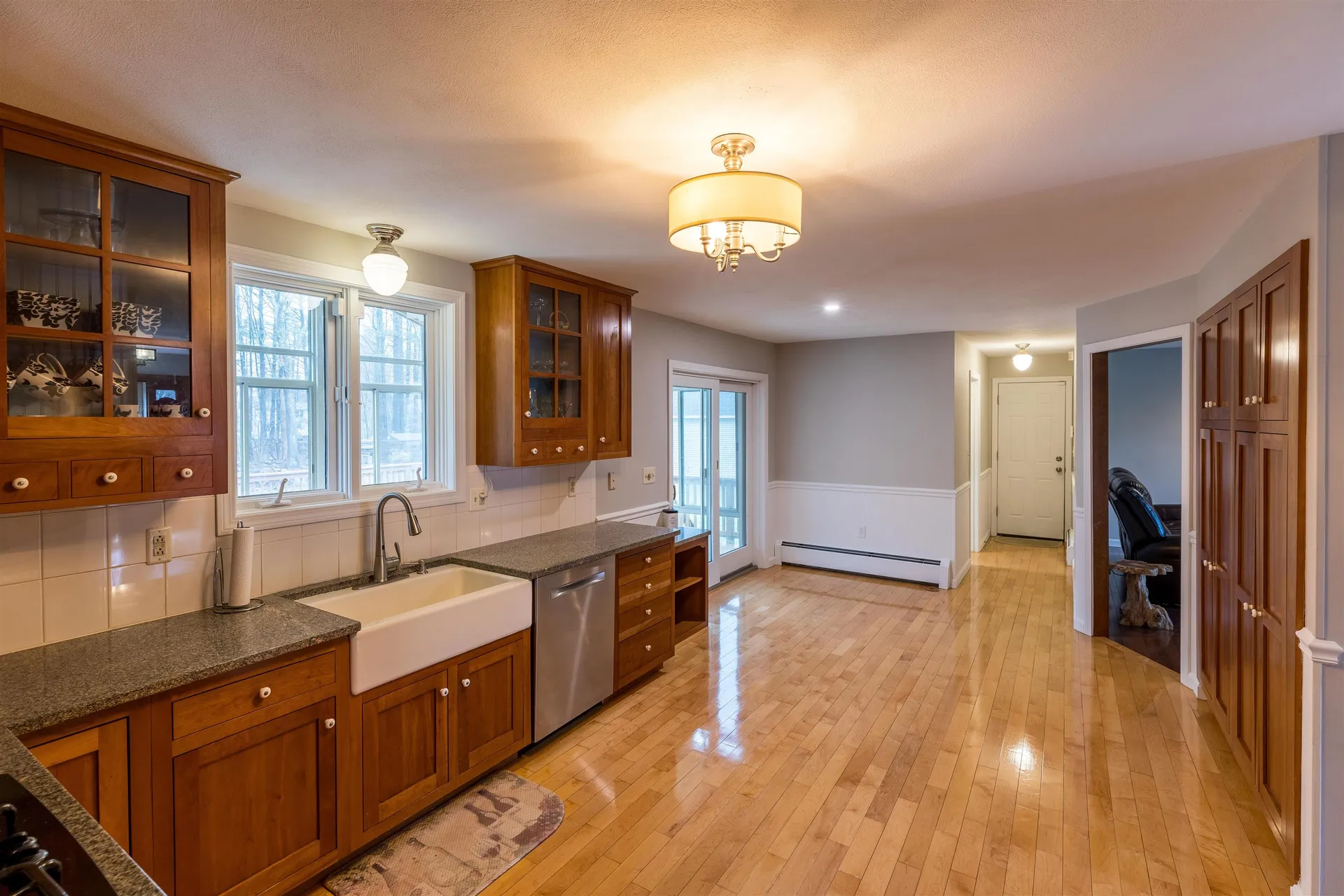 21 Barthelmess Lane Hampstead NH 03841