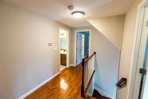 21 Barthelmess Lane Hampstead NH 03841
