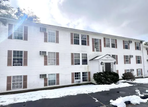 20 Wolf Road Lebanon NH 03766