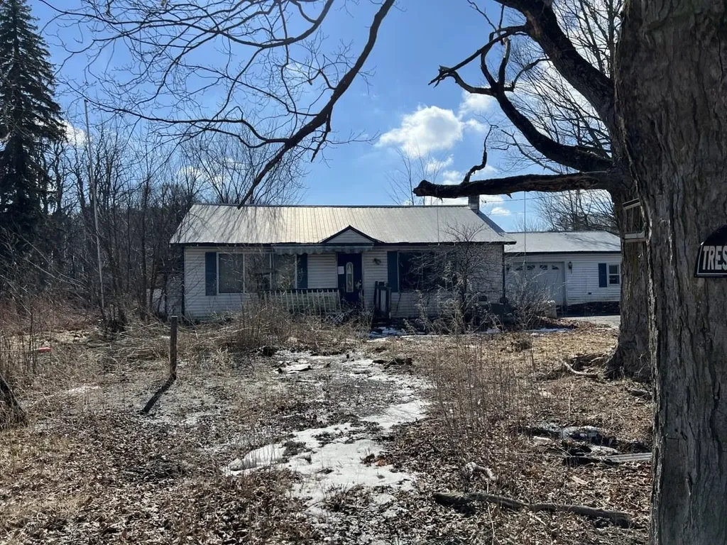 28 Mill Hill Road Highgate VT 05459
