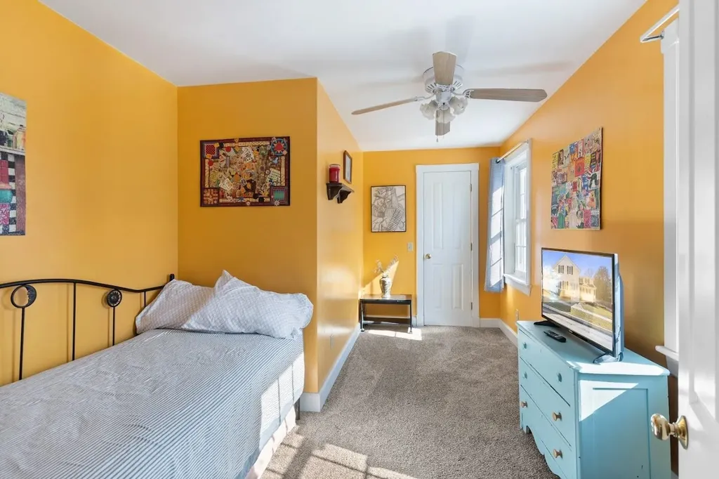 22 Rugg Street St. Albans City VT 05478