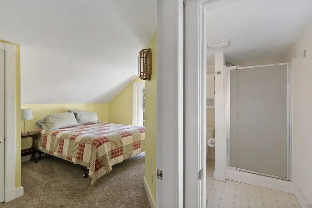 22 Rugg Street St. Albans City VT 05478