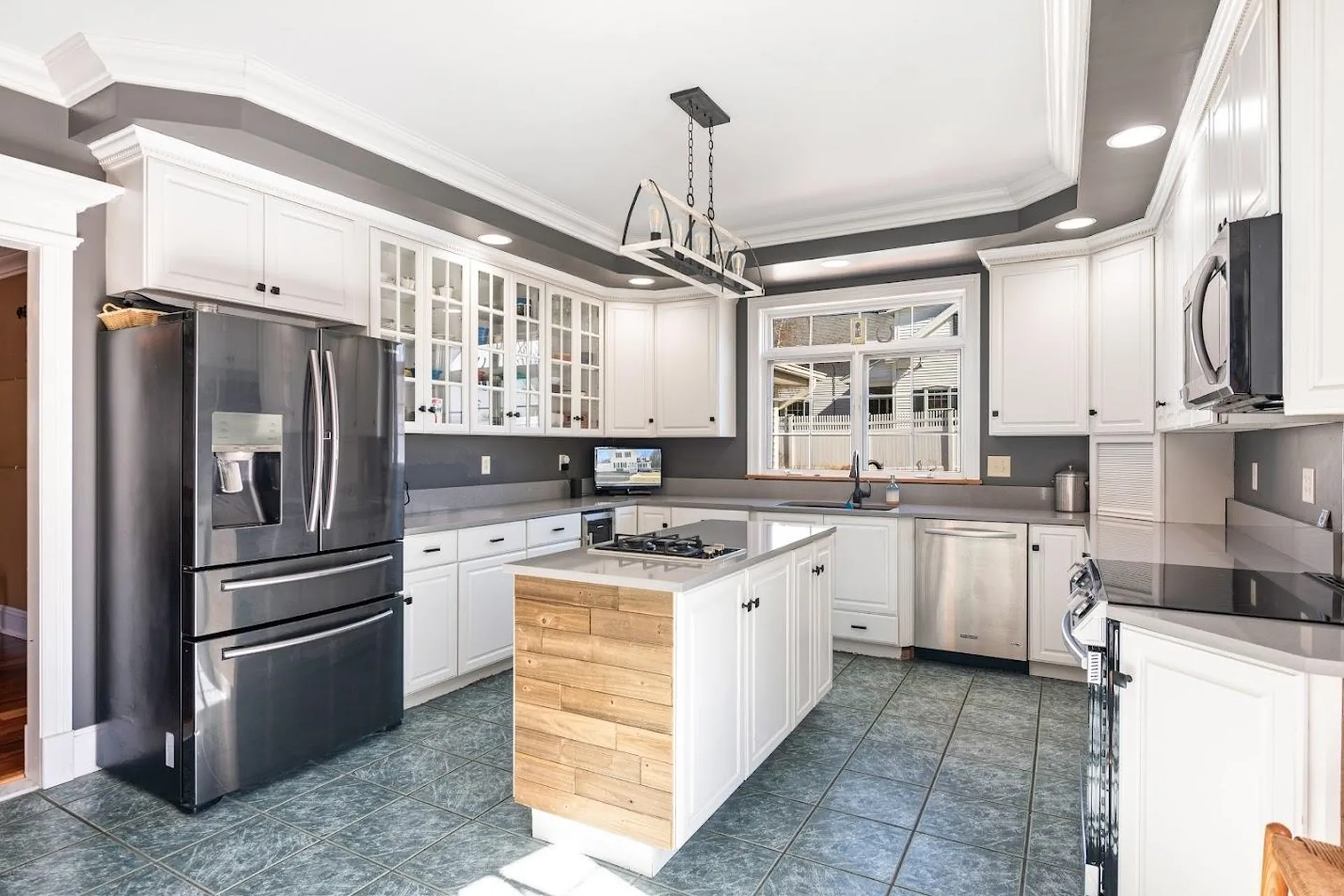 22 Rugg Street St. Albans City VT 05478