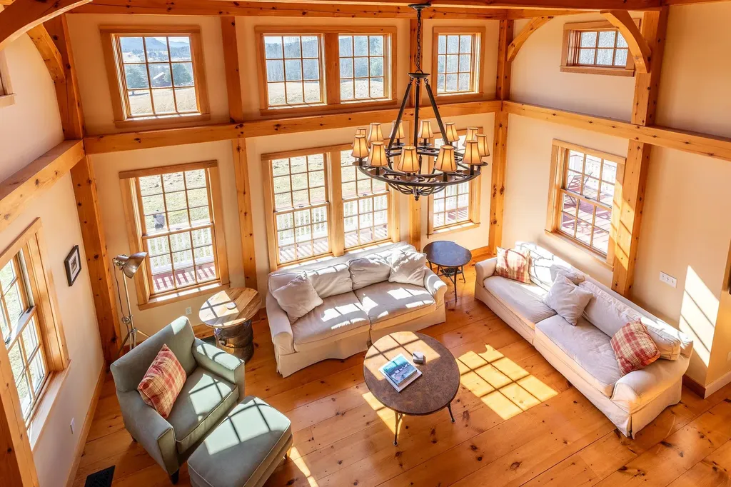 661 Old Lake Road Poultney VT 05764