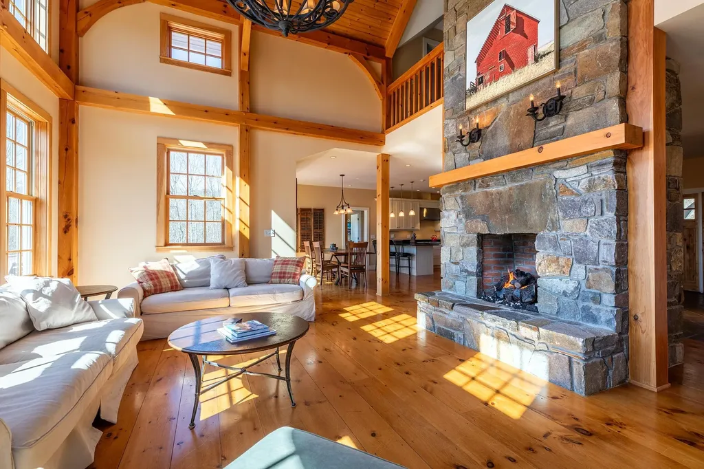 661 Old Lake Road Poultney VT 05764