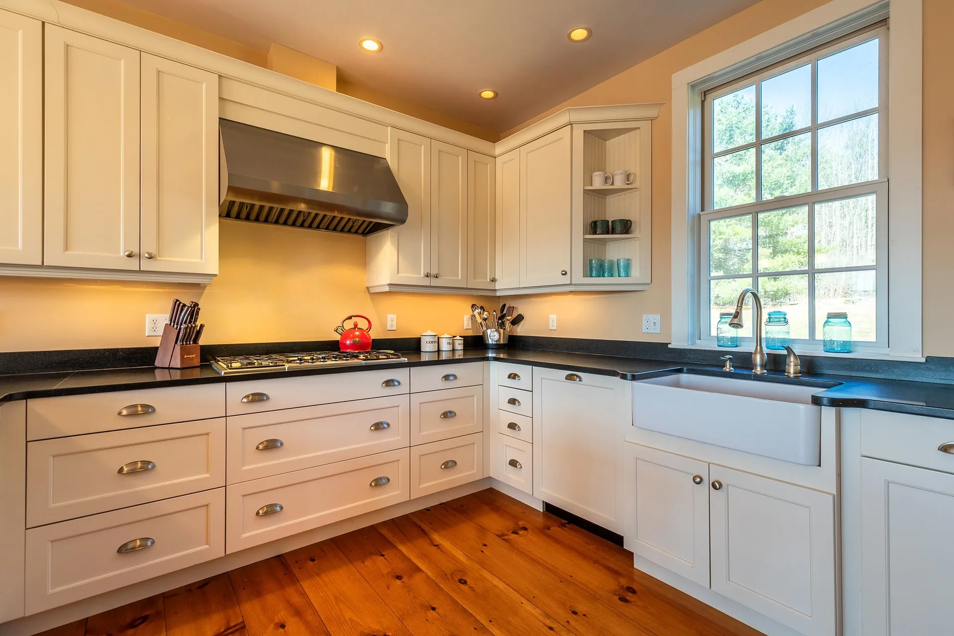 661 Old Lake Road Poultney VT 05764