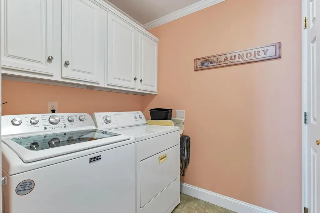 32 Ironwood Circle Hooksett NH 03106