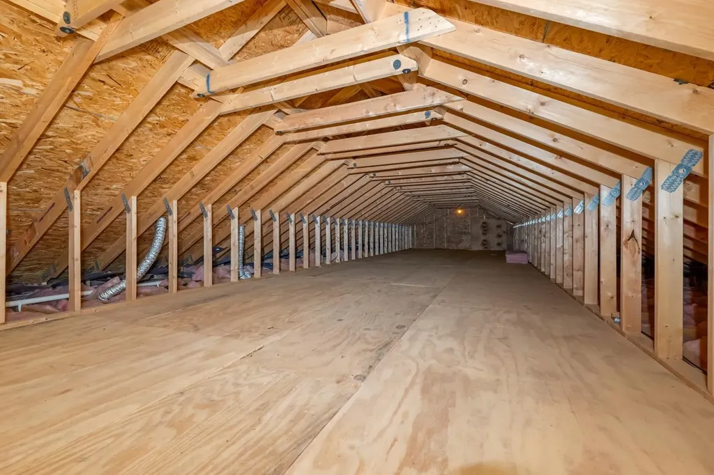 32 Ironwood Circle Hooksett NH 03106