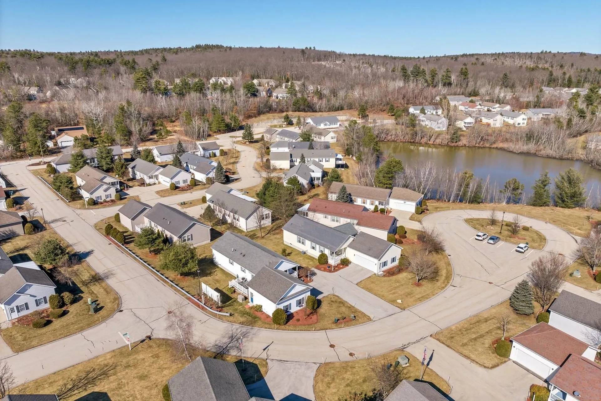 32 Ironwood Circle Hooksett NH 03106