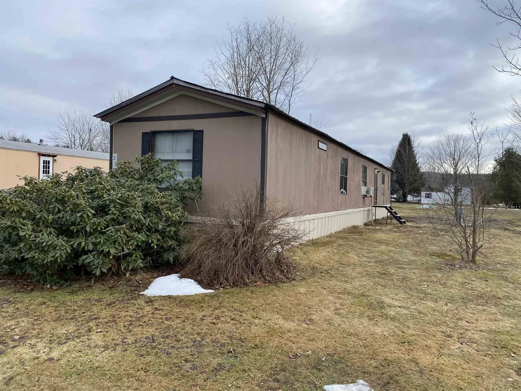 35 Redwood Drive Hyde Park VT 05655