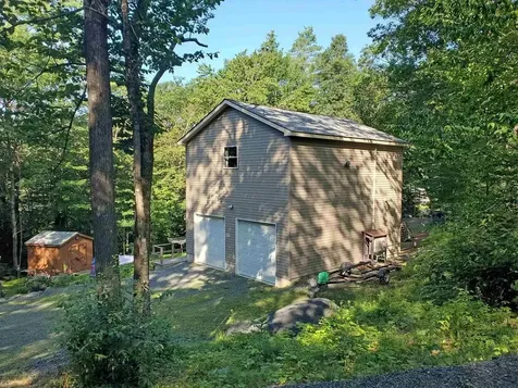 12 Clark Farm Road Newfane VT 05345