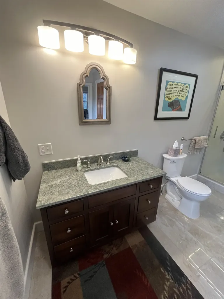 922 Gilman Road Hinesburg VT 05468