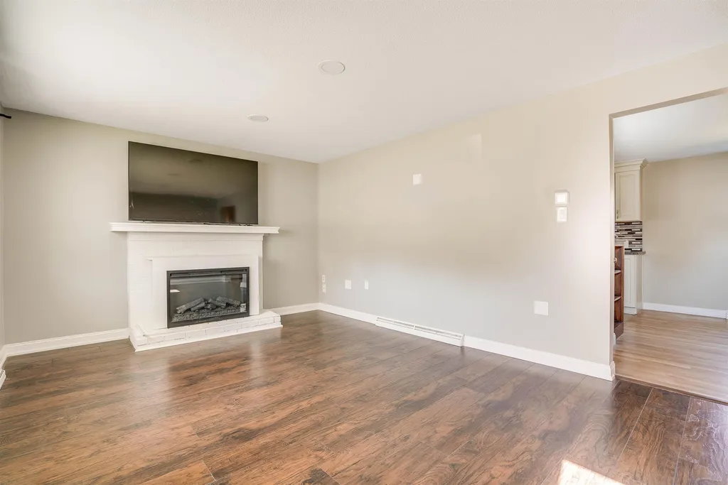 17 Alta Avenue Salem NH 03079