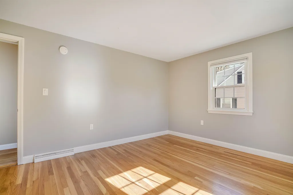 17 Alta Avenue Salem NH 03079