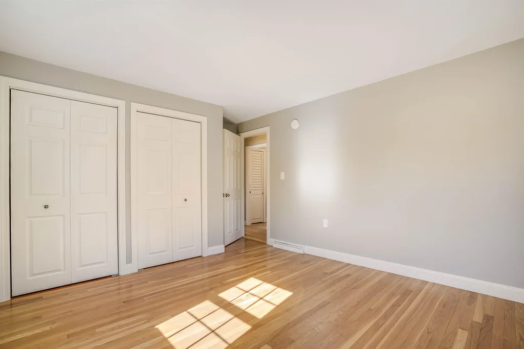 17 Alta Avenue Salem NH 03079
