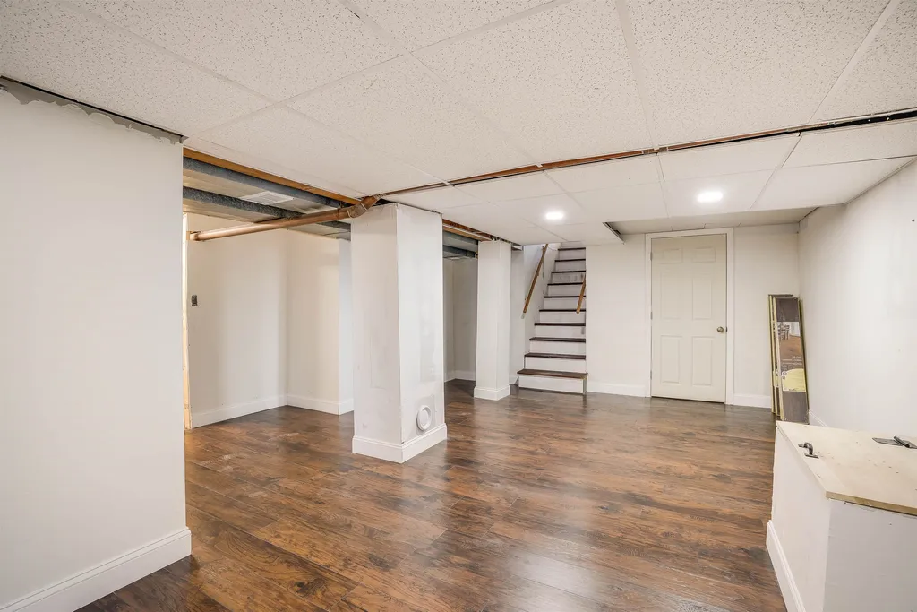 17 Alta Avenue Salem NH 03079
