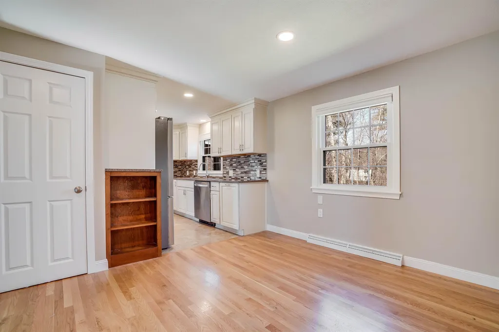 17 Alta Avenue Salem NH 03079
