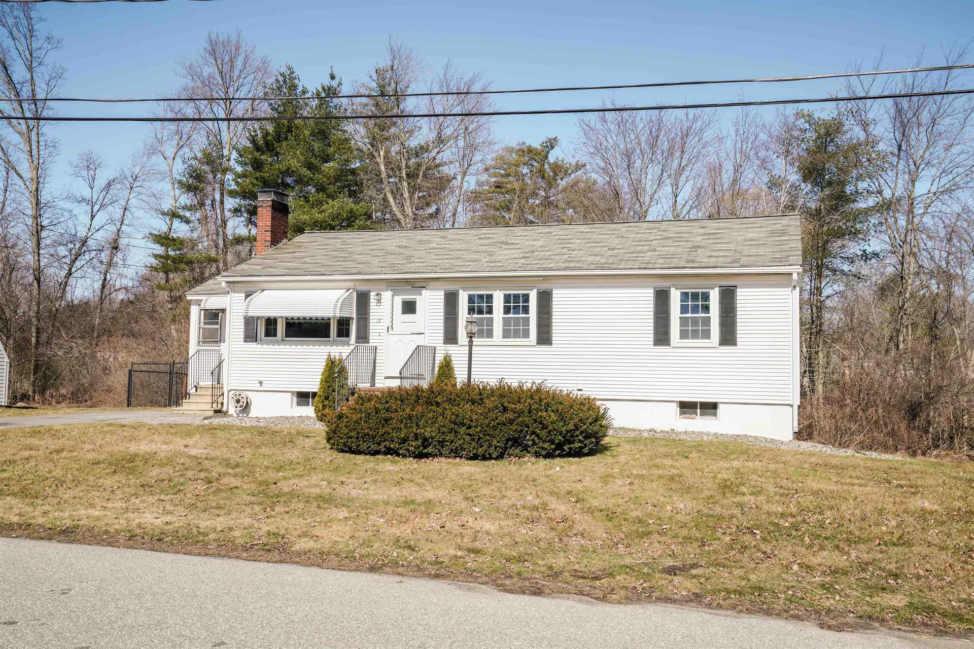 17 Alta Avenue Salem NH 03079