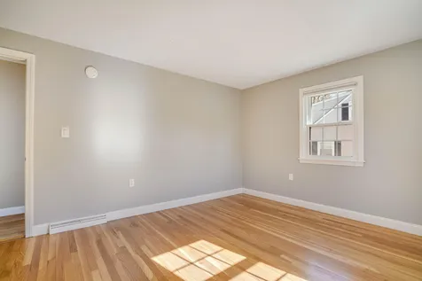 17 Alta Avenue Salem NH 03079