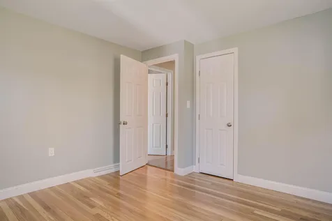 17 Alta Avenue Salem NH 03079