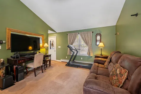 30 Rea Road Northwood NH 03261