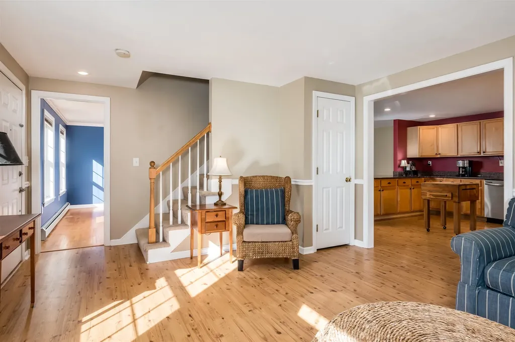 15 Wadleigh Falls Road Lee NH 03861