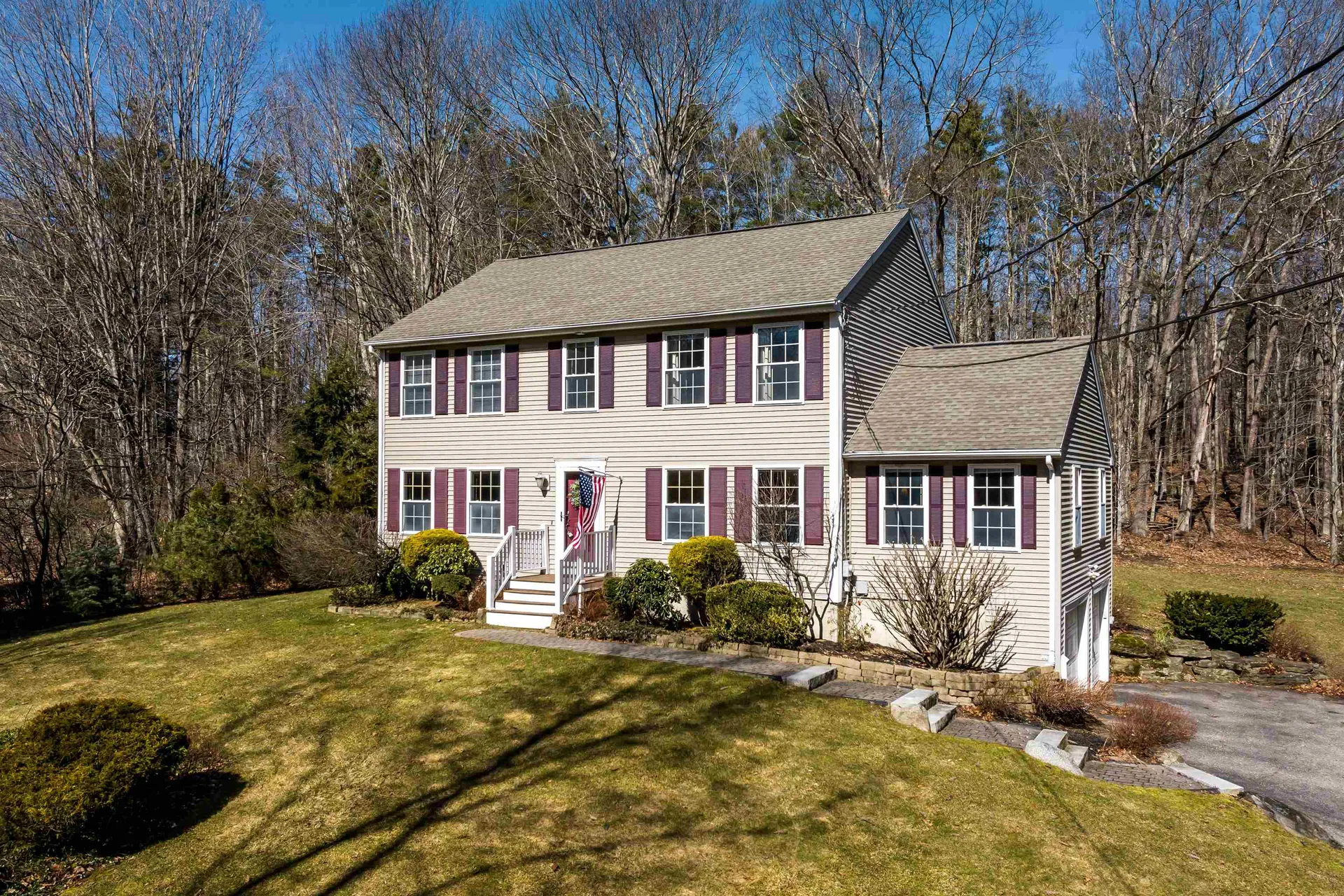 15 Wadleigh Falls Road Lee NH 03861