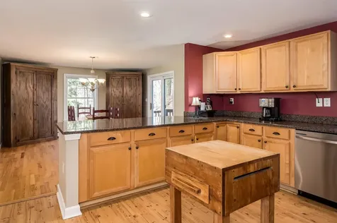 15 Wadleigh Falls Road Lee NH 03861