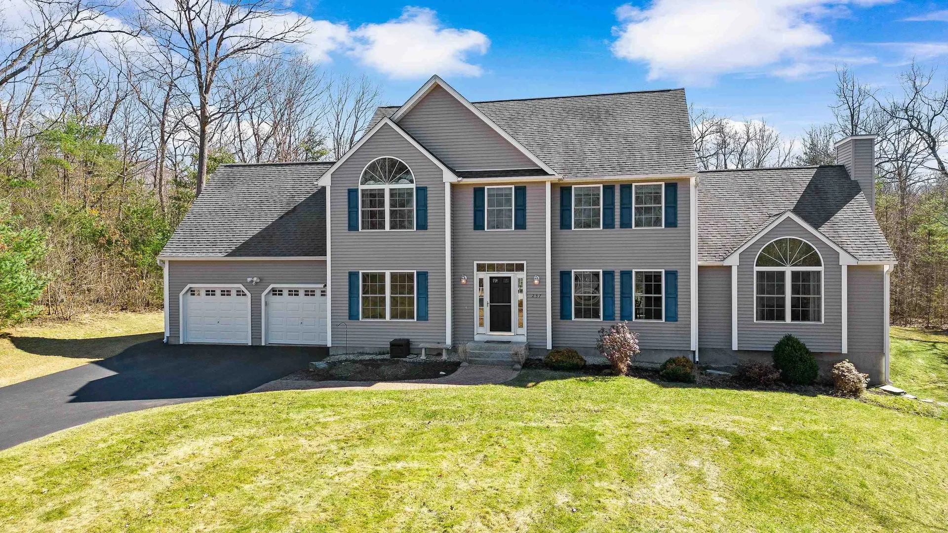 257 Steam Mill Road Auburn NH 03032