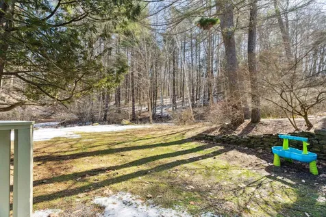 32 Floyd Avenue Lebanon NH 03784