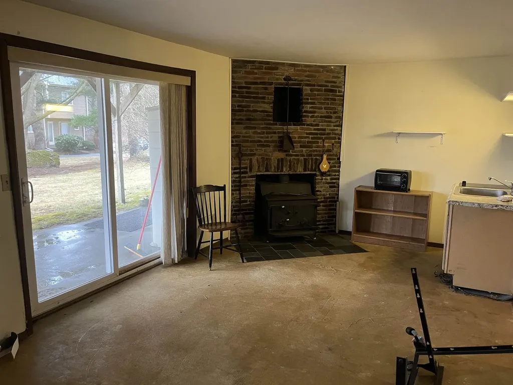 E16 Stonehedge Drive South Burlington VT 05403