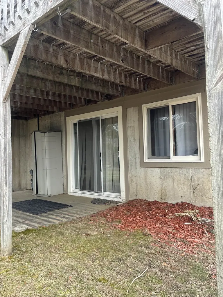 E16 Stonehedge Drive South Burlington VT 05403
