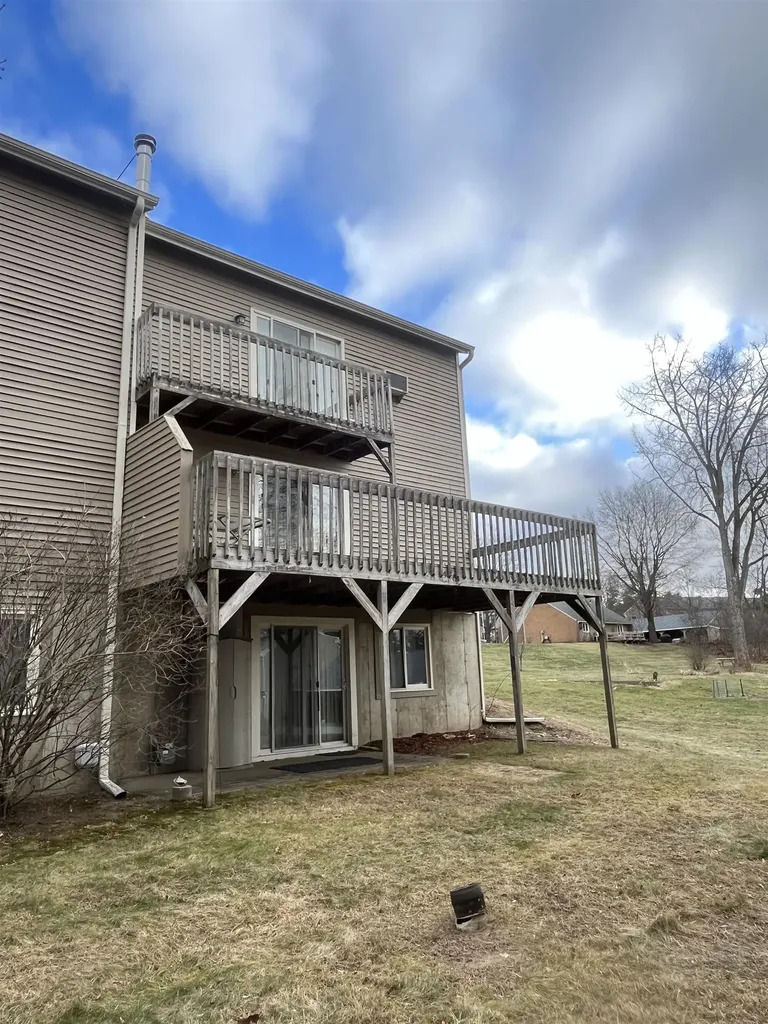 E16 Stonehedge Drive South Burlington VT 05403