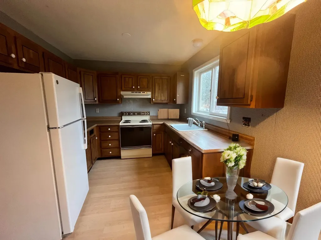 E16 Stonehedge Drive South Burlington VT 05403