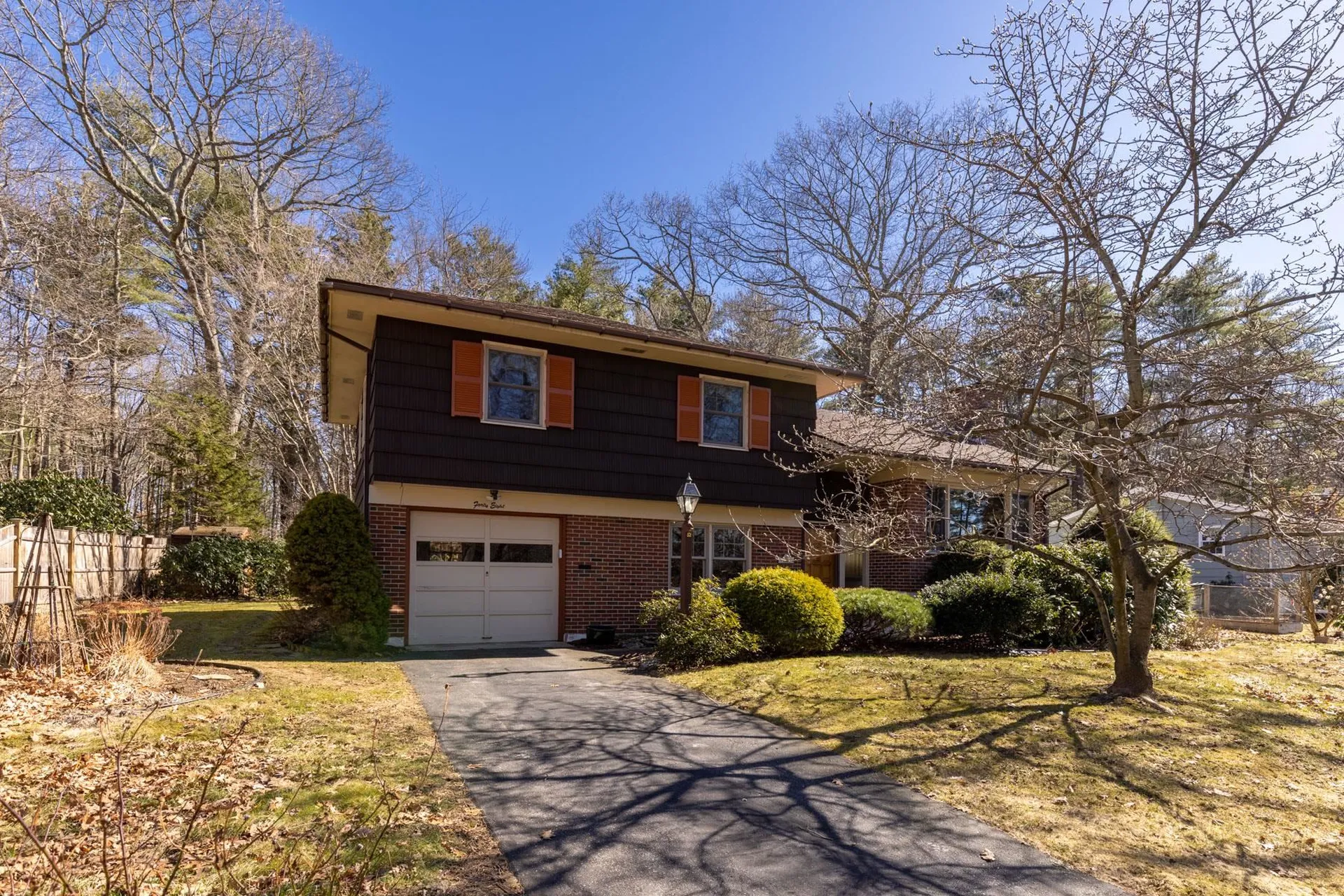 48 Harding Road Portsmouth NH 03801