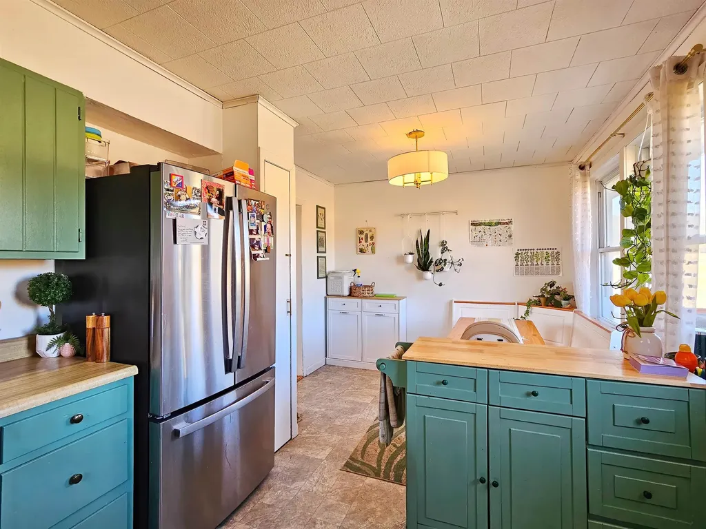 1219 King Road Berkshire VT 05450