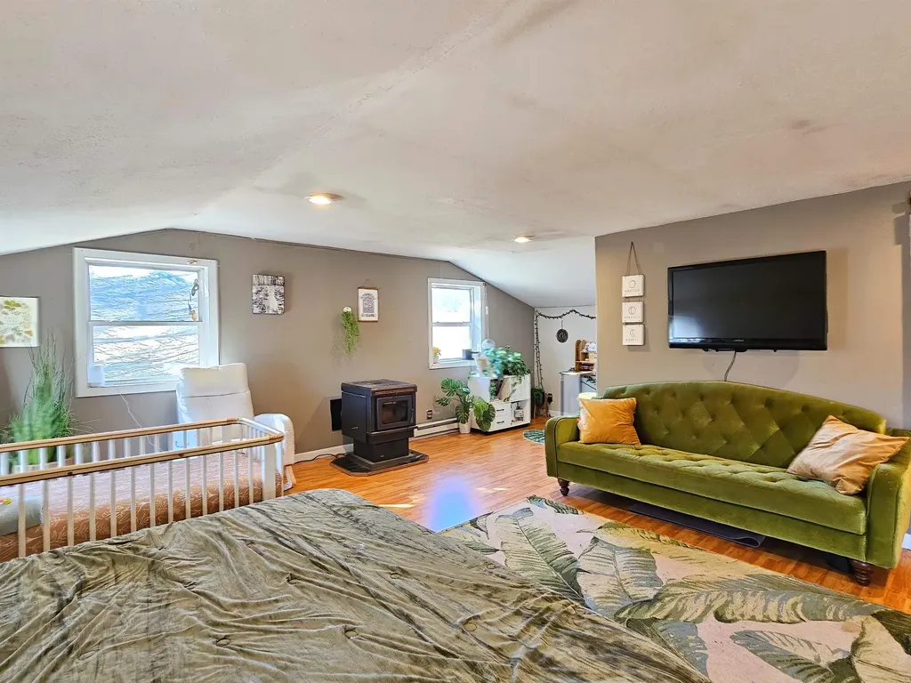 1219 King Road Berkshire VT 05450