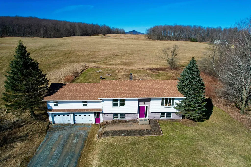 1219 King Road Berkshire VT 05450