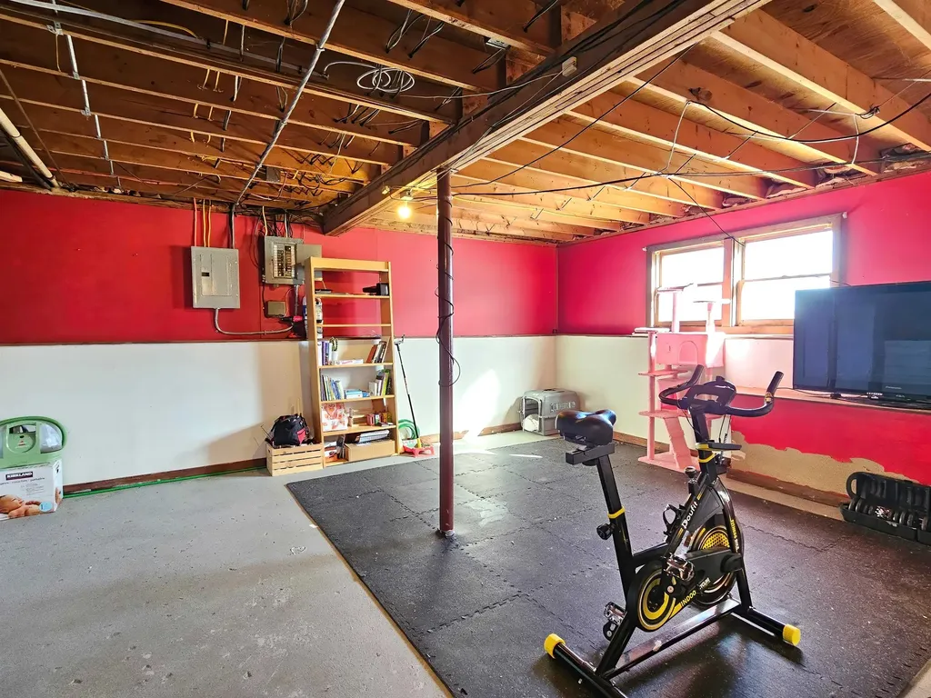 1219 King Road Berkshire VT 05450