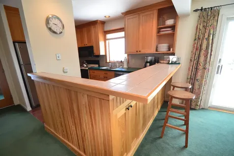 546 South Village Boulevard Warren VT 05674