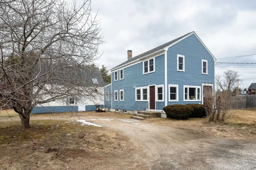 7 Knights Pond Road South Berwick ME 03908