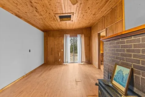 83 East Salem Drive Derby VT 05829
